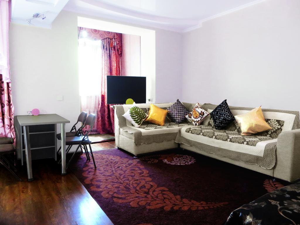 Maximus Apartament Bişkek Dış mekan fotoğraf